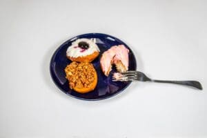 Product Photo _ dads donuts Professional product photo captured for e-commerce, advertising, and promotional visuals. Promotional and Marketing Photography and videos, promotional videos, product photography, Promotional Photography and videos, high res product photos, Marketing Photos and videos, marketing photography, product marketing, photo studio, white screen